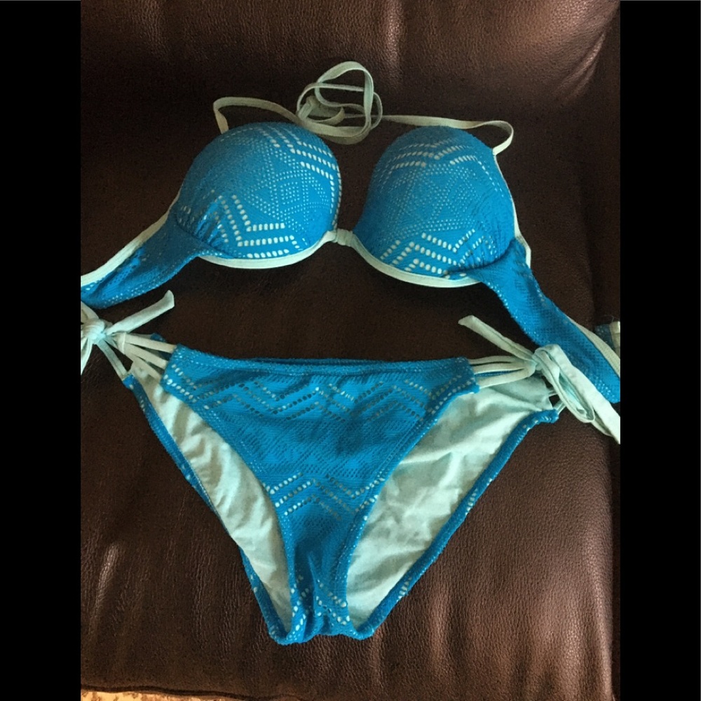 Bogo women’s 👙 bikini bathing suit.